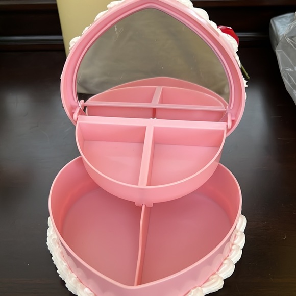 Jewlery Box - Picture 2 of 2